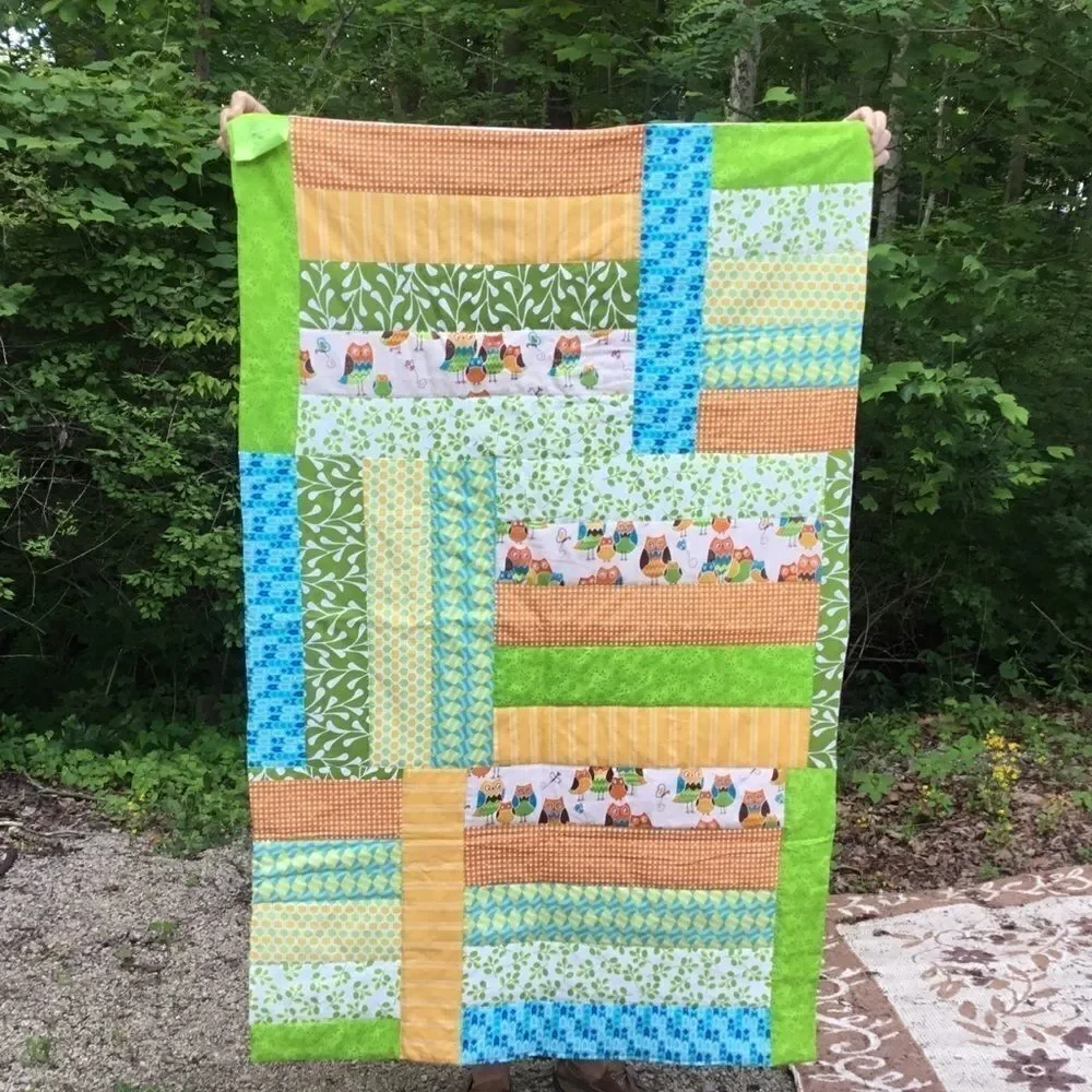 NWT  Hand Crafted Owls Quilt